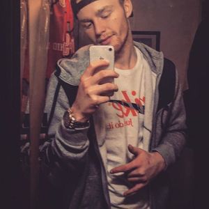 Meet your Posher, Dylan